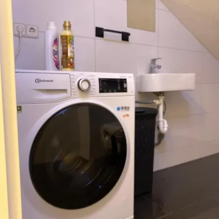 Stn Deluxe - Mit 2 Schlafzimmer & Parkplatz, Highspeed Wlan, Netflix Premium, Zentral Zu Audi & Schwarz Gruppe * Bad Friedrichshall