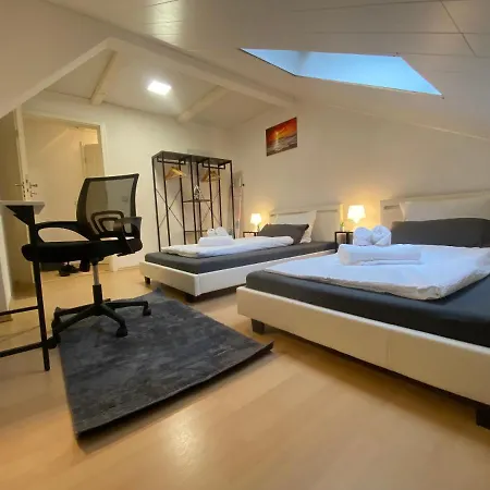 Stn Deluxe - Mit 2 Schlafzimmer & Parkplatz, Highspeed Wlan, Netflix Premium, Zentral Zu Audi & Schwarz Gruppe Lägenhet Bad Friedrichshall