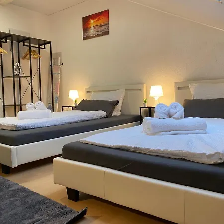 Stn Deluxe - Mit 2 Schlafzimmer & Parkplatz, Highspeed Wlan, Netflix Premium, Zentral Zu Audi & Schwarz Gruppe Lägenhet Bad Friedrichshall